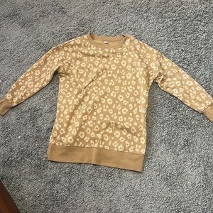 Large brown and cream crewneck from old navy